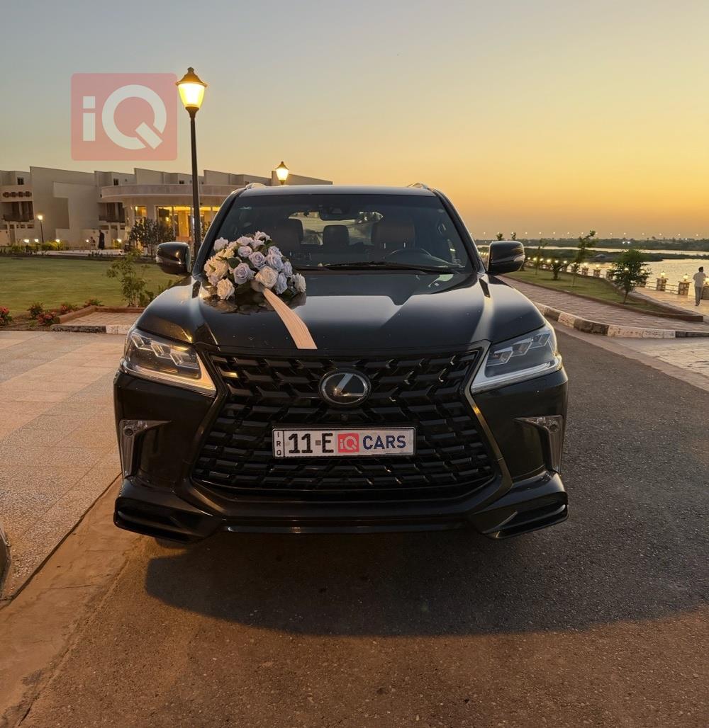Lexus LX